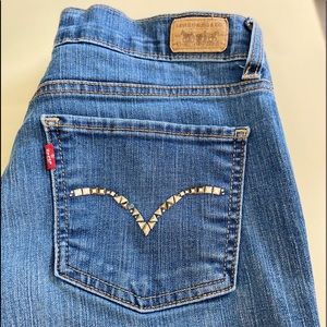 Levi’s Perfectly Slimming Boot Cut 512 Levi’s  size 8 M